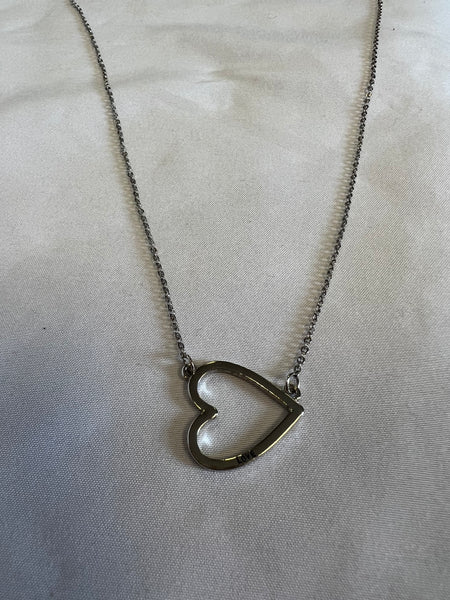 Heart Love Necklace - Silver