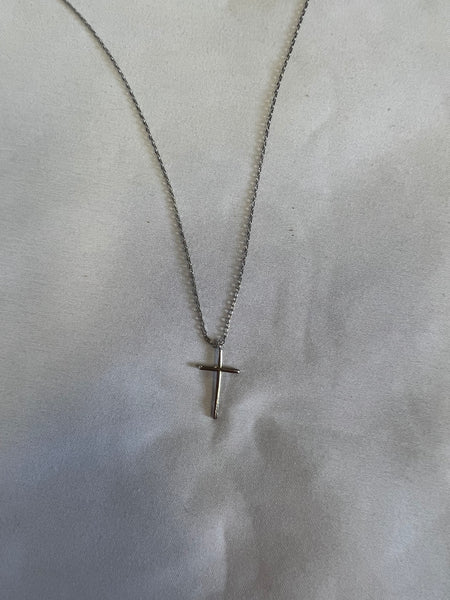 Slim Cross Necklace - Silver